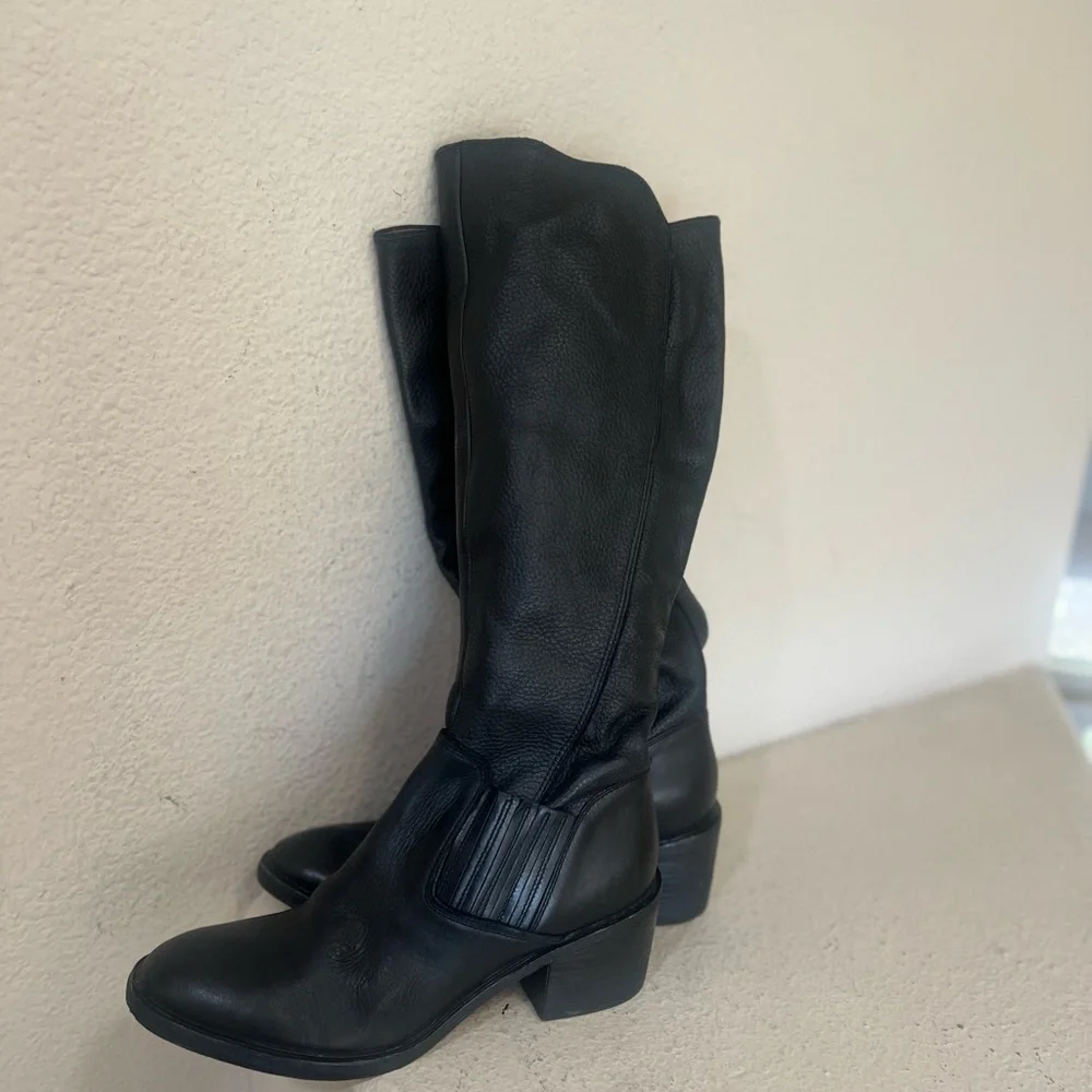 DONALD J PLINER Envy Block Heel Black Leather Tall Ridding Boots Women SZ 7.5